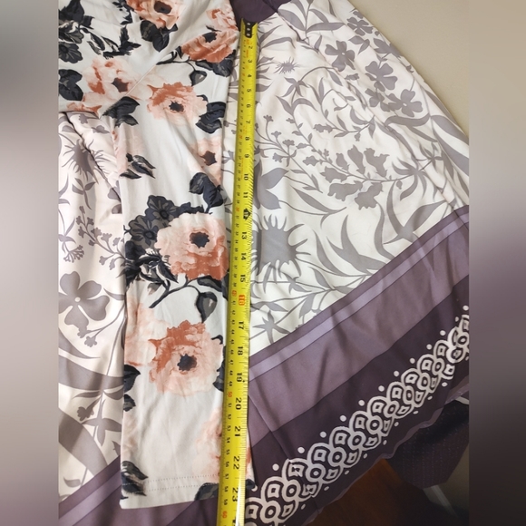 Stretch Fit Floral Midi Dress - Picture 9 of 11